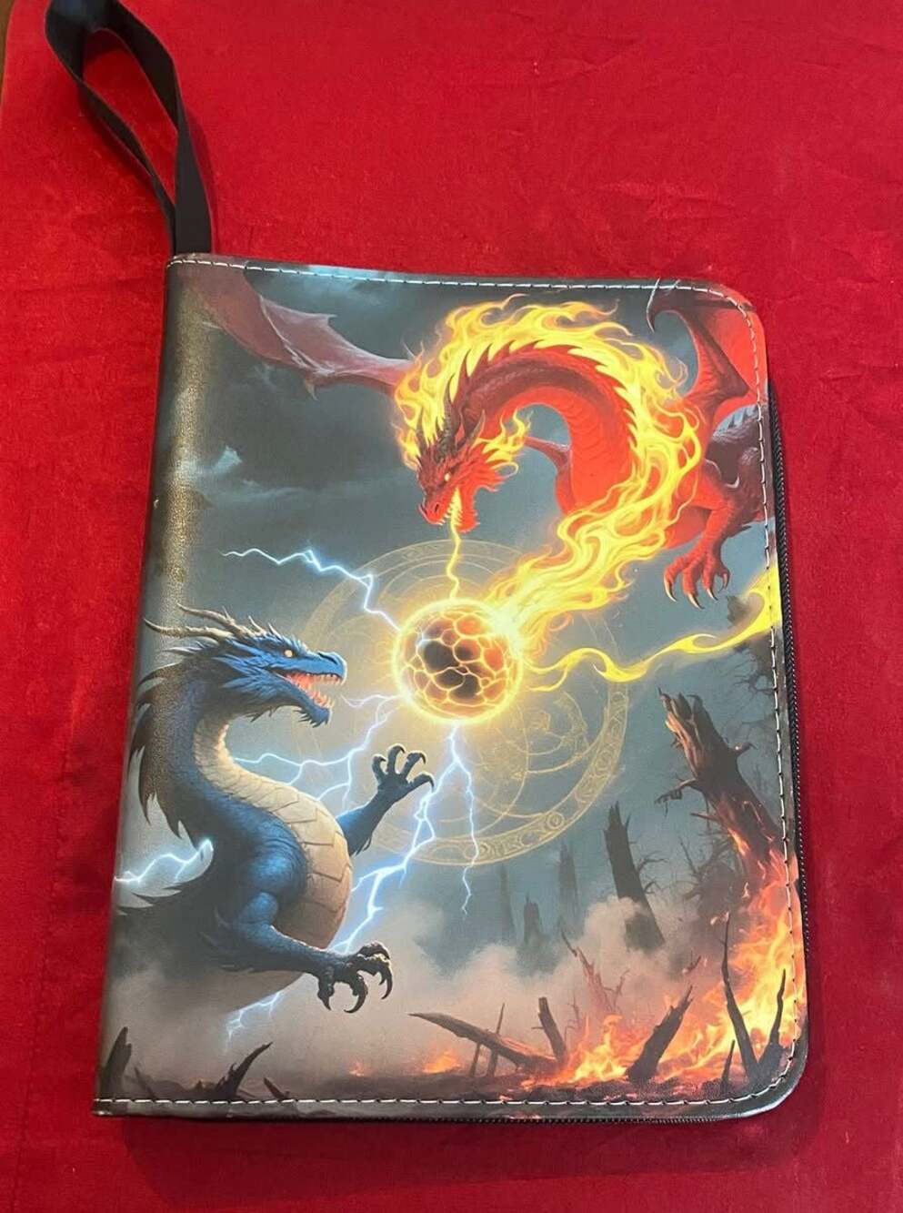 Dragon Battle‎ 3-Ring Zippered Trading Card Binder Fire and Ice Graphic Black